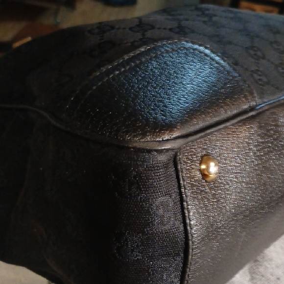 Gucci Black Monogram Handbag - Picture 7 of 16